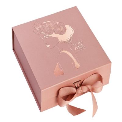 China Recycled Materials Wholesale Custom Luxury Hard Cardboard Gift Lid and Raw Paper Box for sale