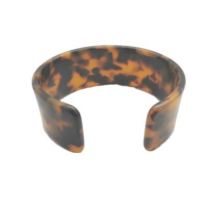 China Hot Sale 5055 Casual / Sporty Tortoiseshell Acetate Cuff Bracelet for sale