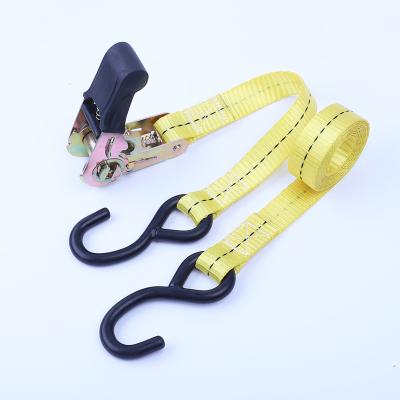 China Polyester Ratchet Tie Down Strap With S Hooks Tying 800kg Weight PE Ratchet Tie Down Strap for sale