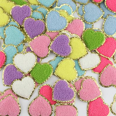 China Sustainable Glitter Gold Heart Patch Embroidered Sticker Patches with Glitter Sequin Glitter Heart Patches for sale