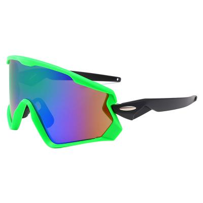 China Custom Oversized Sports Sunglasses Logo Cycling Glasses High Quality PC UV400 Spring Hinge Outperform Cycling Mens Sports Sunglasses for sale