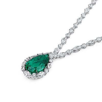 China CLASSIC HPHT Lab Cultured 2 Carat Fancy Pear Cut Intense Green Diamond Pendant Necklace for sale