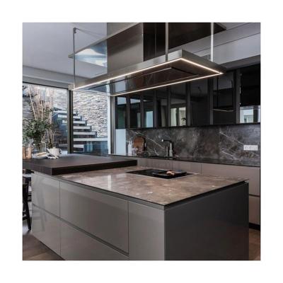 China YALIG Black Buying Kitchen Cabinet Featuring E1 MDF Carcass Material and Modern Design for sale