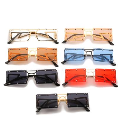 China New fashion sunglasses fashion metal sunglass men and women are joker, individual character grid of small hollow-out frame designs for sale