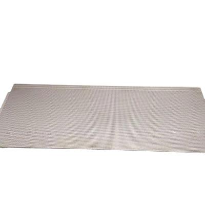 China Attractive Appearance Readily Formed Perforated Metal Sheet Grill Speaker Mesh Cover for sale