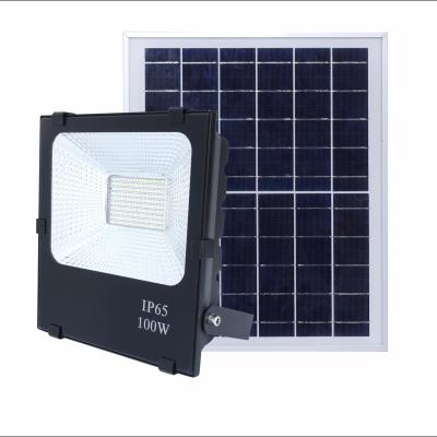 China Residential outdoor ip65 high 100W solar led street light led solar street light factory waterproof high quality for sale