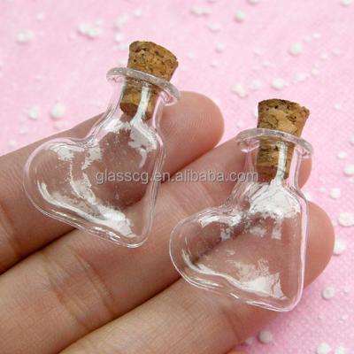 China Gift & Craft Heart Shape Glass Jar Storage Glass Bottle for sale