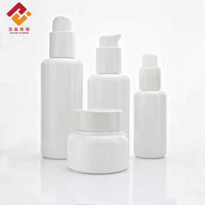 China Luxury White Porcelain Lotion Pump Bottles Jar Set Eco-Friendly Face Cream for sale