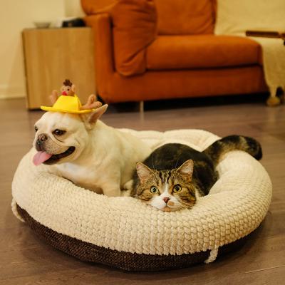 China 2021 New Dog Cushion High Quality Dog Bed Winter Livingable Luxury Pet Bed Sofa Large Dog Heating Bed for sale