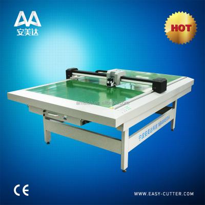 China Automatic Easy Operation Sample Cloth Cutting Machine for sale