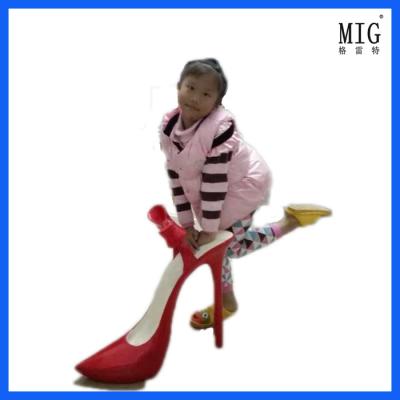 China mascots figerglass statue for shop window display model shoes statue customize size and color for sale