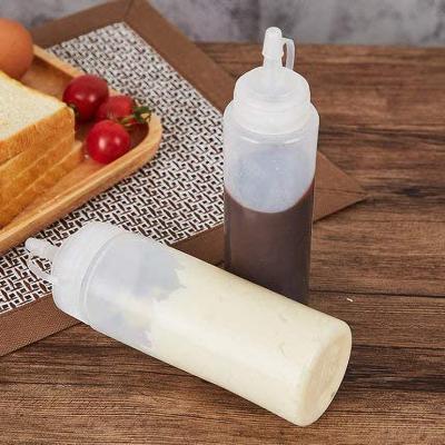 China Cooking Ketchup Spout Honey BBQ Ketchup Cold Ketchup Condiment Bottles Sauce Plastic Squeeze Bottle for sale