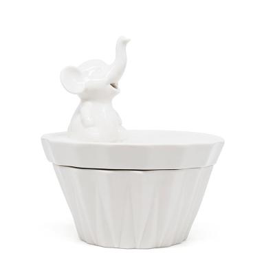 China Sustainable Automatic Ceramic Cat Water Fountain Pet Cat and Dog House Use Elephant Crane Drinking Station for sale