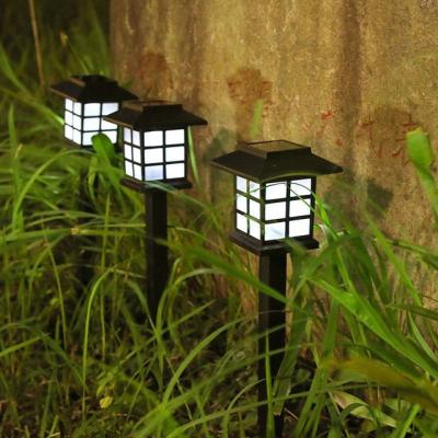 China New 2022 Garden House Type LED Light Solar Garden Lawn Outdoor Waterproof Solar Landscape Lawn Lights For Lawn for sale