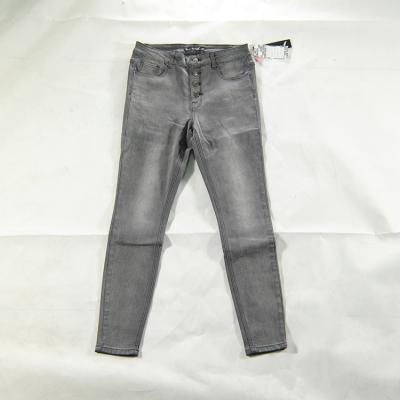 China High Quality Sustainable High Waist Gray And White Capris Pants 2020 Ladies Jeans Pants for sale