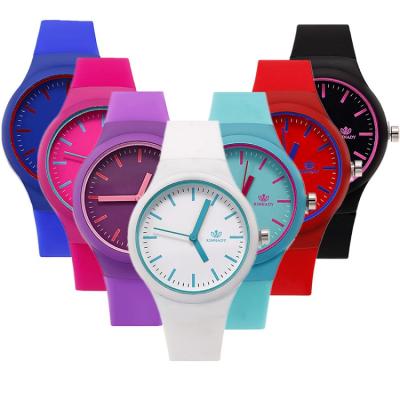 China Fashion Waterproof Sport Watches Jelly Color Silicone Women Casual Ladies Quartz Wrist Watch for sale