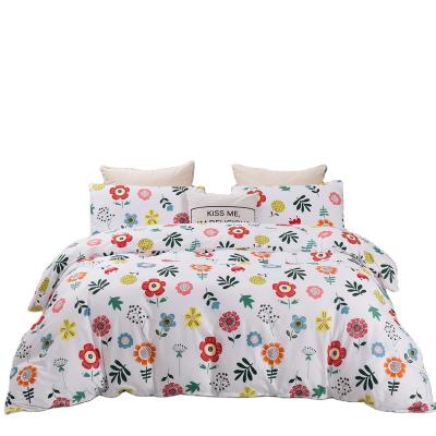 China OEKO-TEX Nondisposable Certified 100% Polyester Fiber Bedding, Cute Little Flower Bedspread, White Home Textile Bedding for sale