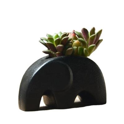 China Tc001 Europe Figurine Plant Pot Black Color Animal Ceramic Elephant Shape Bonsai Pot Ornaments for sale