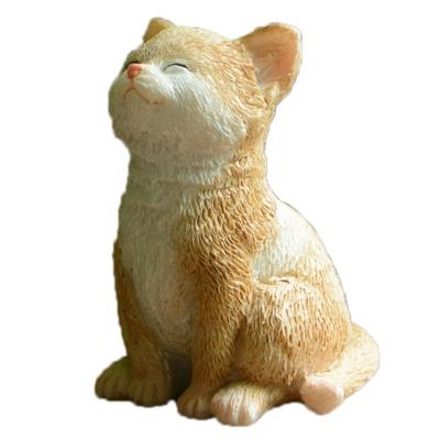 China Europe Z15428A High Quality Hot Sale Polyresin Cat Figurine Hand Painted Desktop Decoration for sale