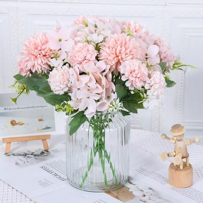 China Durable Wedding Home Decoration Bouquet Flower Combination Fork Simulation 5 Silk Flower Wholesale for sale