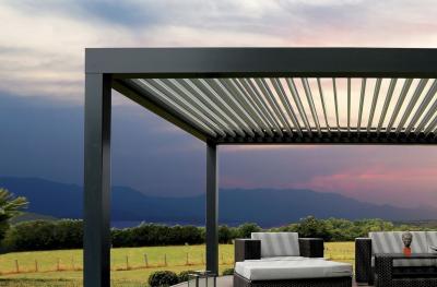 China Toldo retractable impermeable del patio del PVC con el Gazebo llevado de las luces en venta