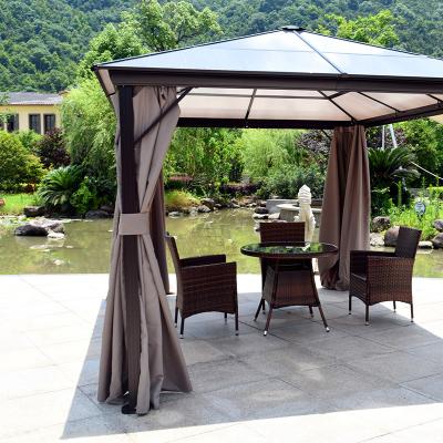 China Gazebo de aluminio sólido del tejado del policarbonato del jardín 3*4 en venta