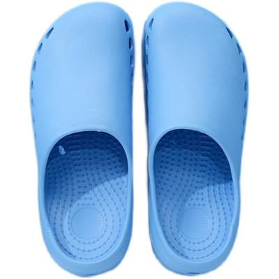 China Fashionable Wholesale Medical Hospital Men And Women Shoes Experimental Hole Shoes Doctor Slippers EVA Rubber Surgical Shoes for sale