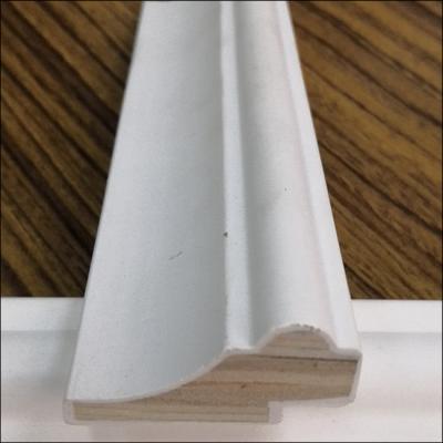 China Contemporary White Primer Crown Quarter Round MDF Wood LVL Molding Base Panel Substrate Ceiling Cornice Decorative Wainscoting Skirting for sale