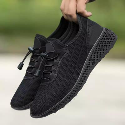 China To show your own logo 2019 latest wholesale men's shoes sports casuls sneakers jump new for sale