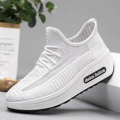 China Walking Shoes 2019 New Arrivals Women's Sports Flat Shoes Ladies Casual Shoe for sale