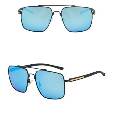 China 2022 New Arrival Luxury Polarized Sun Glasses High Quality Shape Metal Color-changing Oversized Square Frame Unisex Sunglasses With Box for sale