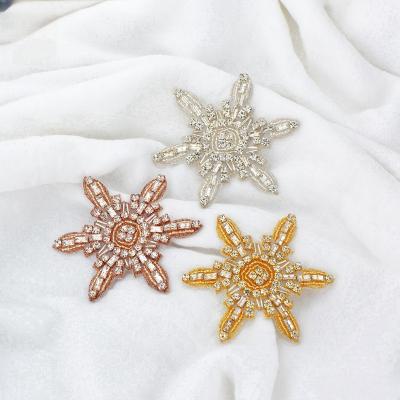 China Flatback (30PCS) Wholesale iron on silver crystal rhinestone applique patch star shape hot fix sew on for dress shoe accessory WDD1229 for sale