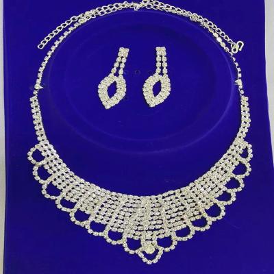 China Fashion CLASSIC Jewelry Shiny Necklace Earrings 2 Piece Set Luxury Jewelry Set African Wedding Jewelry Set for sale