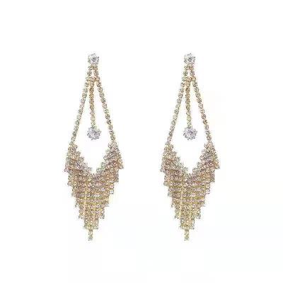 China 2021factory hyperbola gold exaggerated outlet earrings design full prismatic earrings rhinestone alloy earrings for sale