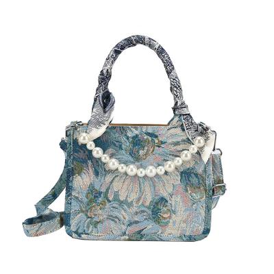 China Lady Flower Oil Painting Large Canvas Tote Luxury Embroidery Shopping Bags Printed Large Handbags and Clips Scarf Pearl Handbags Bag for sale