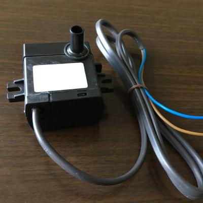 China Temperature Control DC Mini Water Pump For Air Chiller for sale