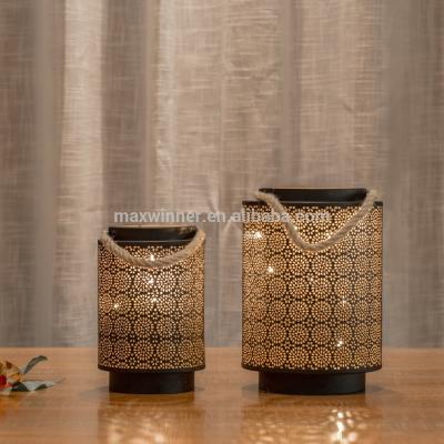 China Minimalist Decorations for Home Lantern Candle Holder with LED Lights Candle Holder Lantern for sale