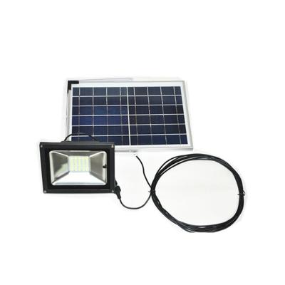 China LANDSCAPE IP66 8000Mah dc12v 24v led flood light solar lamp remote control solar floodlight 20W for sale