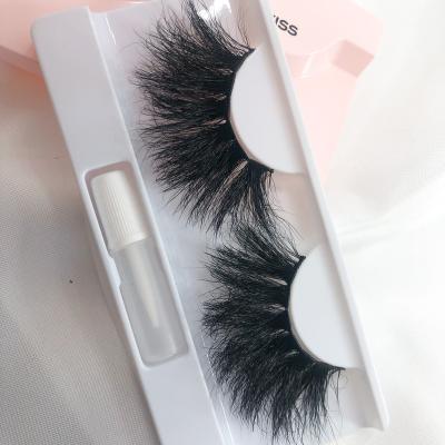 China Real Mink Eyelashes Vendor Tresluces Full 100% Natural Soft 3D Mink Lashess Eye Lash Lashes and Packaging Products Custom Made for sale