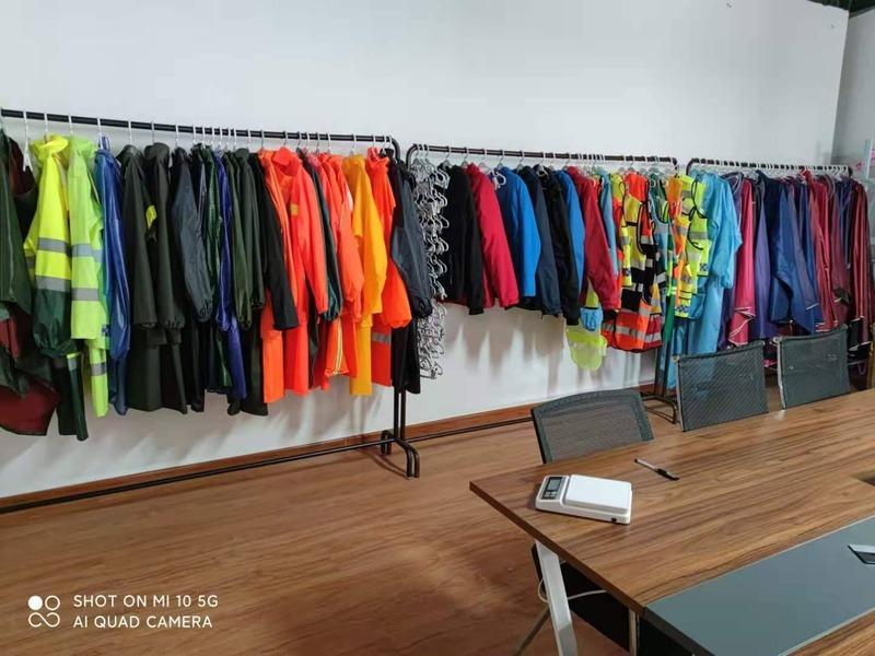 Verified China supplier - Yiwu Oufan Rain Gear Factory