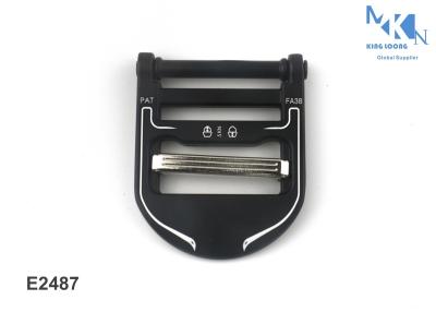 China Modern Style Metal Seat Belt Buckle , Polished Zinc Alloy Belt Buckle for sale