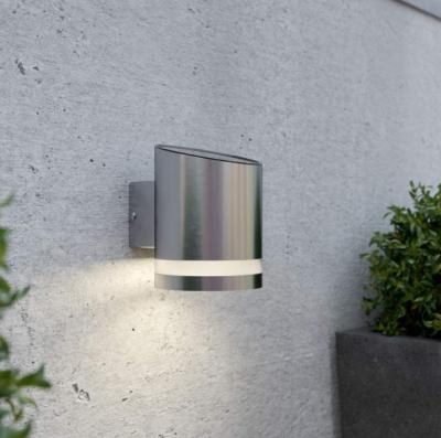 China Aluminum Polished Cylinder Slope Wall Patio Solar Outdoor Lights Lamp For Garden for sale