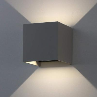 China Tempered glass landscape aluminum outdoor modern wall lamp led down light cube rectangle waterproof ip65 for sale