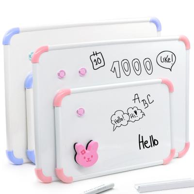 中国 Kids Graffiti Teaching Writing Board Small Dry Erase White Board, Colorful Magnetic Frame Whiteboards for Kids Drawing, Home and Office 販売のため