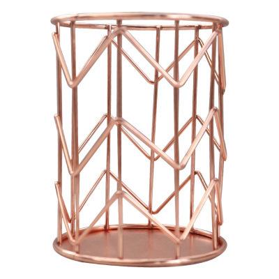 China Rose Gold Metal Hollow Desktop Stocked Makeup Tool Storage Jars Home Decor Wholesale Te koop