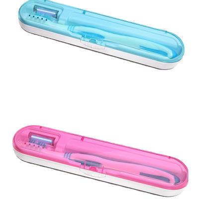 China Sustainable Bathroom Travel Accessories Portable 5 in 1 Plastic Toothbrush Kit Toothbrush Case Travel Set B31 for sale