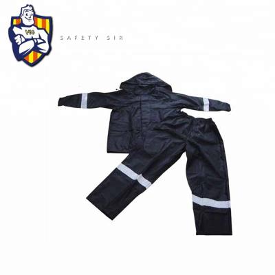 China Bachelor's Rainwear Customized PVC High Quality Polyester Adult Men Long Hooded Rain Coat, Rain Coat CE Standard for sale