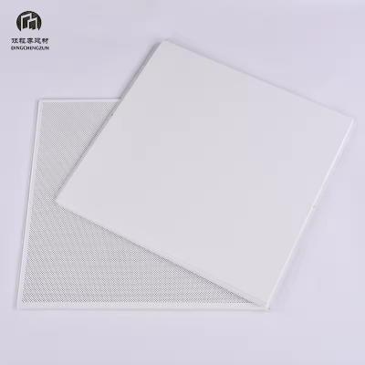 China 600x600 Alumínio Metálico Colocado no Tecto Telha Para Material de Construção à venda