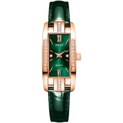 China Unisex Hot Selling Women Watches Classic Cheap Green Leather Women Minimalist Watch for sale