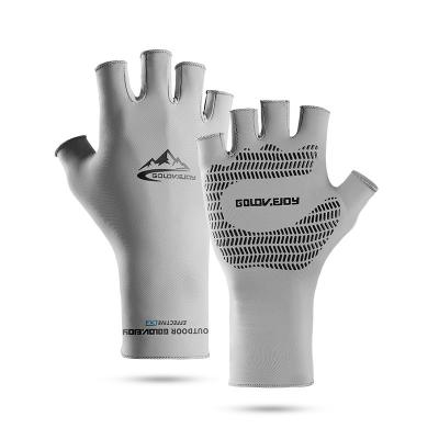 China Non-slip hot sale unique popular sunscreen design half finger fishing gloves for sale